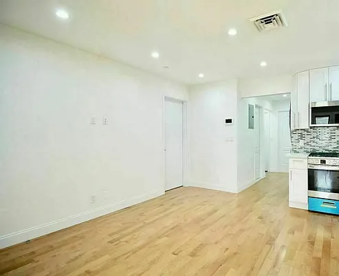 Rented by Corcoran | media 3