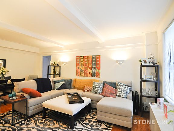 3rd image of 900 W End Ave #3HH
