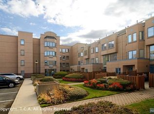 503 Williams Ct, Edgewater, NJ 07020