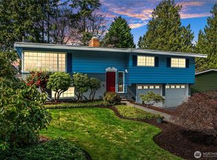 15421 63rd Ave NE, Kenmore, WA 98028