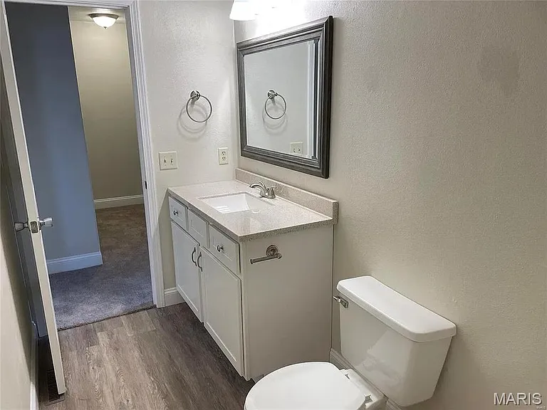 711 Plankway Dr — Photo 17