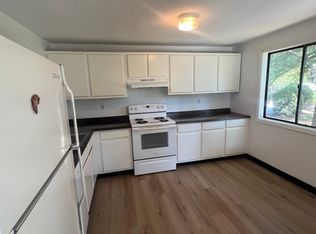 7 Padanaram Rd #C76, Danbury, CT 06810