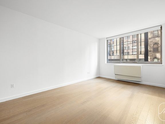 3rd image of 561 10th Ave APT 3J