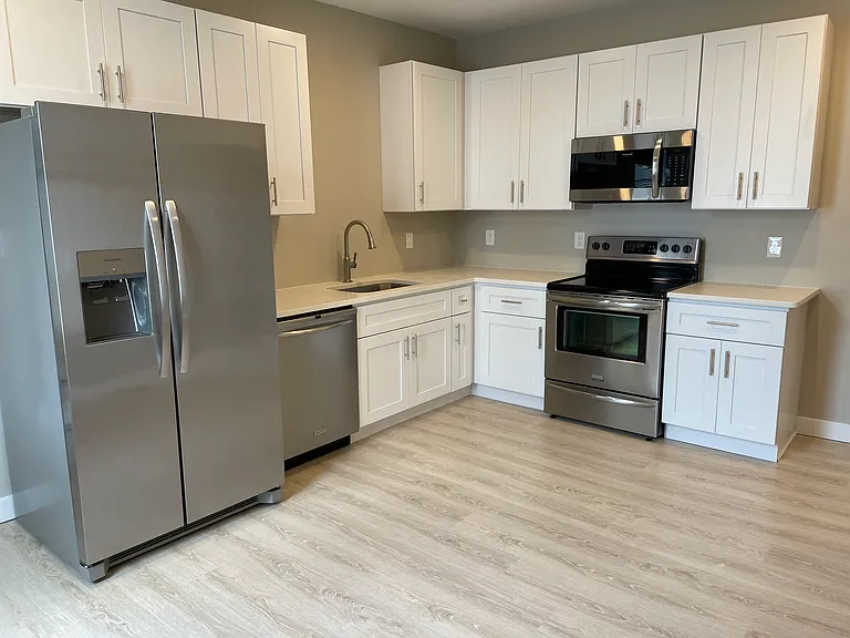 145 Dupont St #1 — Photo 1