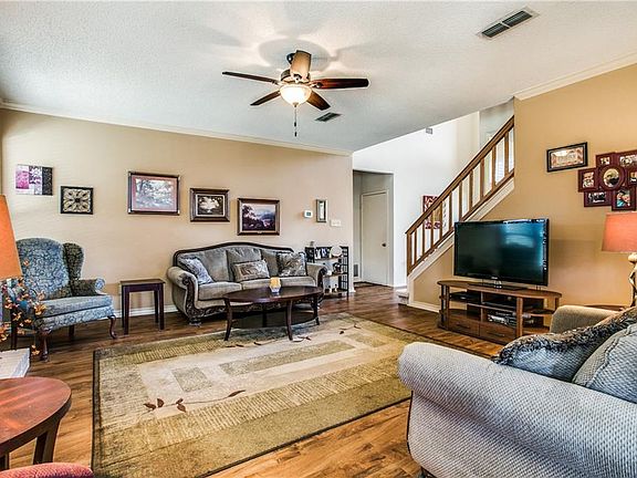 5th image of 2706 Kingswood Ct