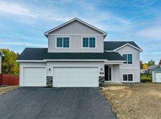 493 65th Cir, Waverly, MN 55390