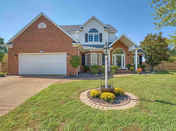 10530 Eagle Crossing Dr, Evansville, IN 47725