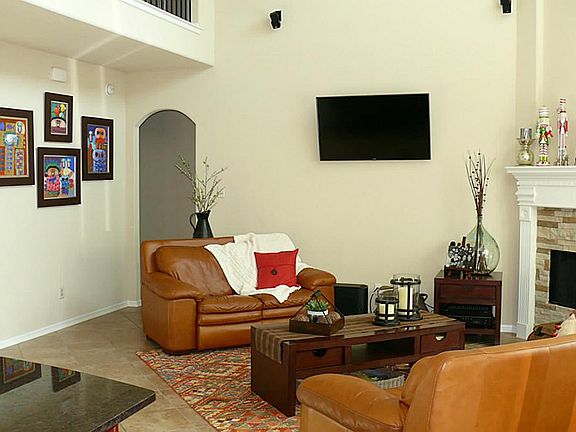 Really spacious living area!Beautiful tile flooring!