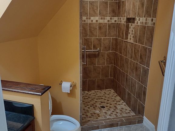 4th image of 2324 Cambronne St
