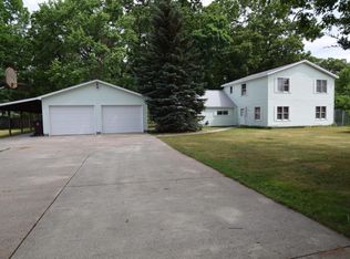 1140 Becker Rd, Muskegon, MI 49445