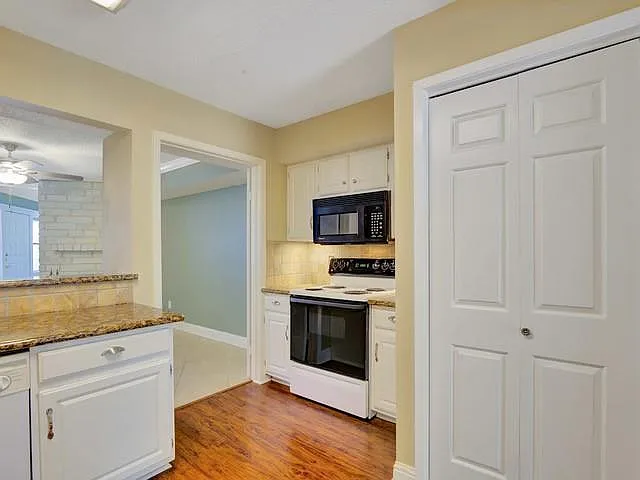 1140 Marina Bay Dr #110A — Photo 17