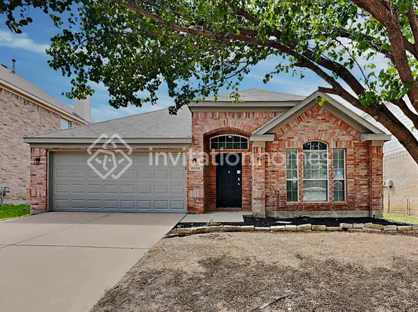 10009 Chadbourne Rd, Fort Worth, TX 76244