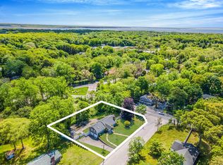 1 Beaver Ct, Brookhaven, NY 11719