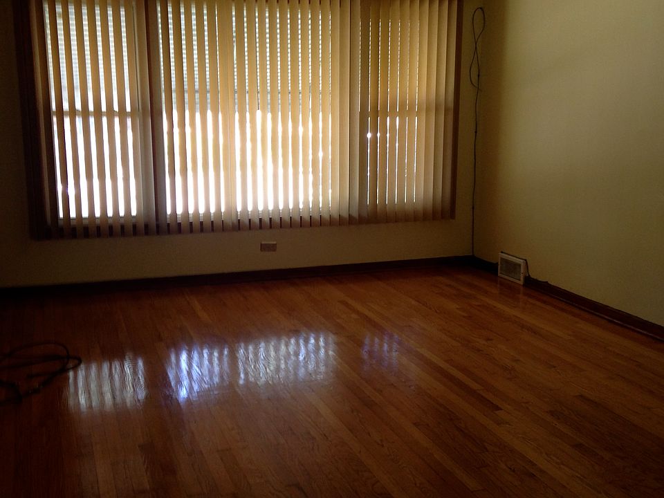 1st Fl Living Room