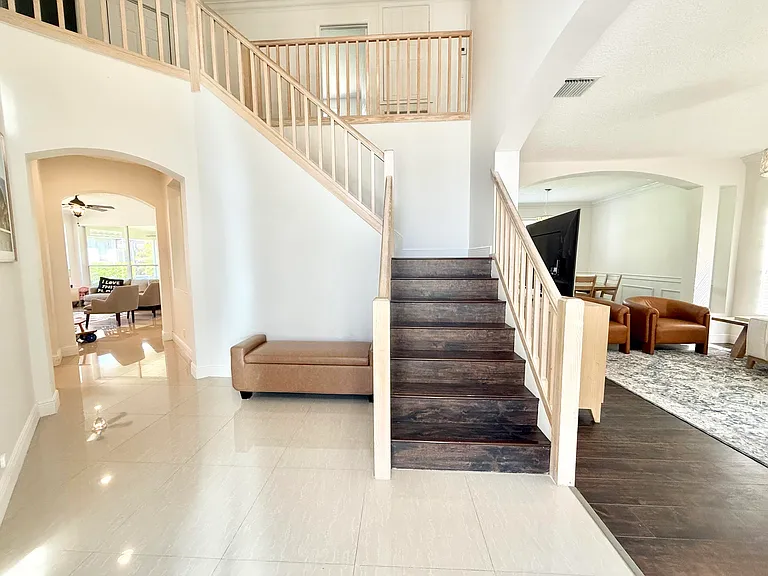 12671 Yardley Dr — Photo 15