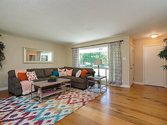 4th image of 5072 S Moor Mont Dr