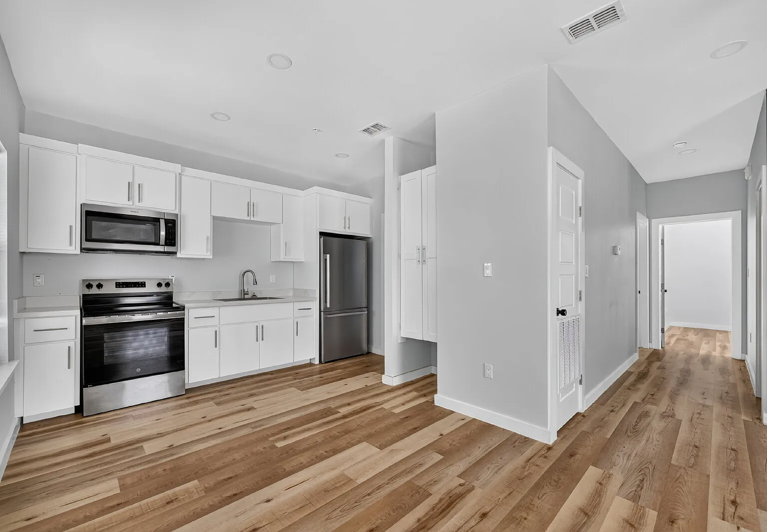 2 bed, 2.0 bath, $1,000 — Photo 4