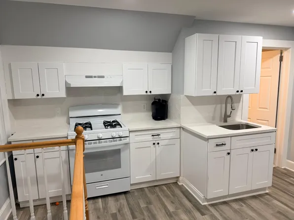 1330 Ratzer Rd Floor 2, Wayne, NJ 07470