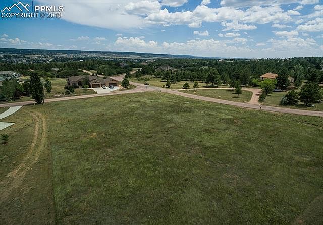 2nd image of 3890 Range View Rd