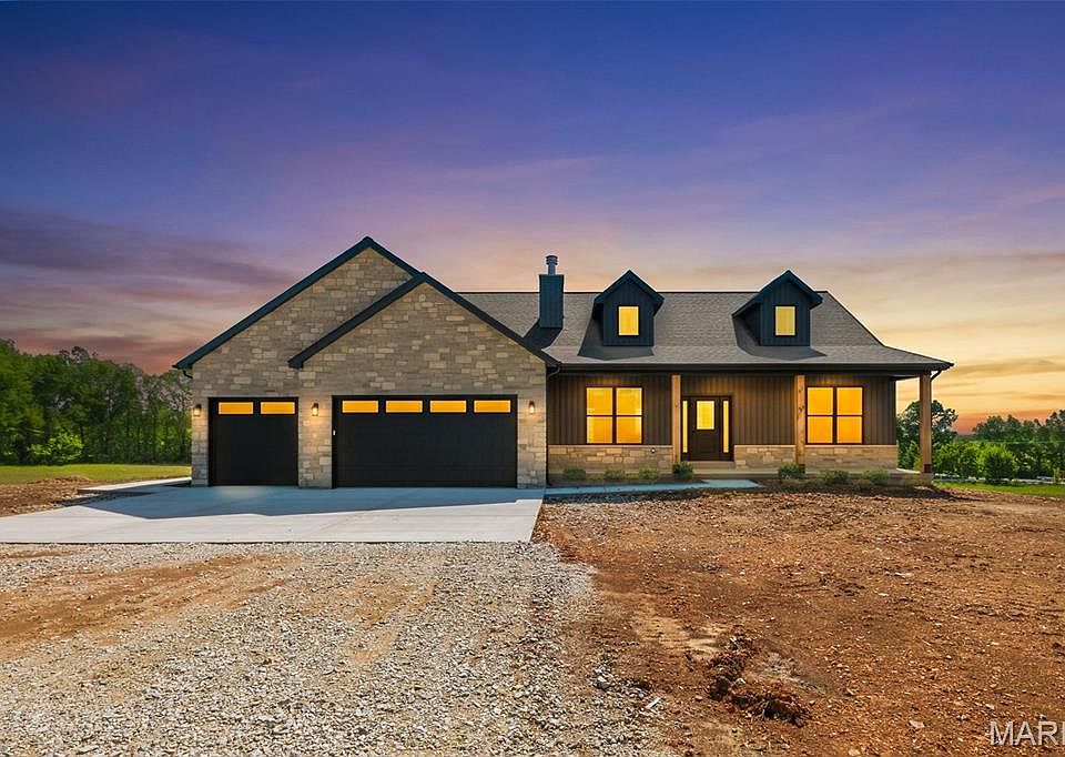 1st image of 108 Hickory Heits Ct
