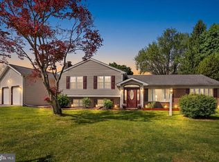 2 Cathy Ann Dr, Reading, PA 19606