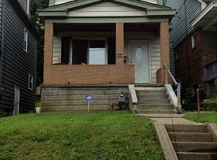 2416 Glenroy St, Pittsburgh, PA