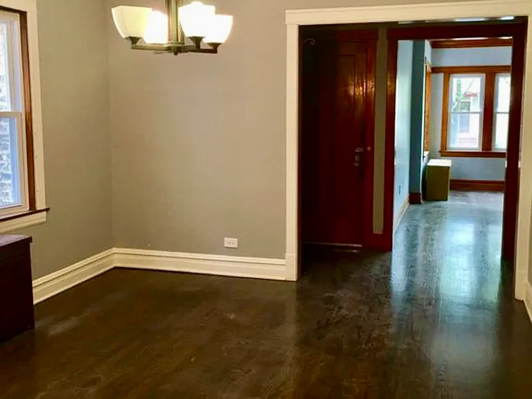 3355 N Harding Ave #1 — Photo 3