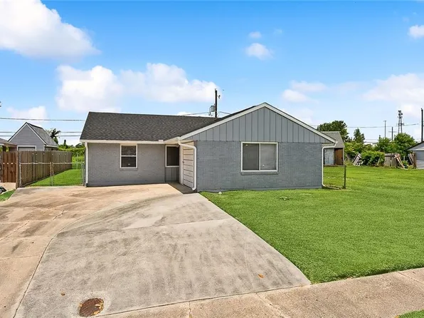 176 N Betty Ln, Avondale, LA 70094