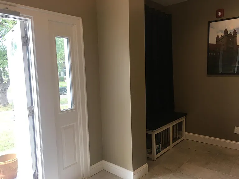 Entryway/Foyer
