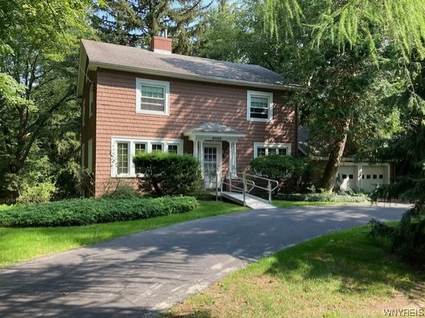6858 E Quaker St, Orchard Park, NY 14127