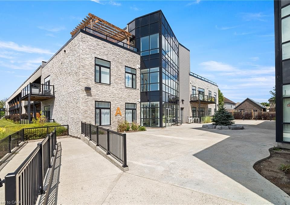 1st image of 85 Morrell St #207