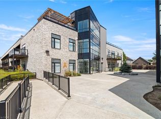 85 Morrell St #207, Brantford, ON N3T 4J6