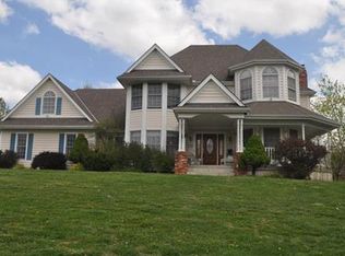 14555 Langley Ct, Smithville, MO 64089