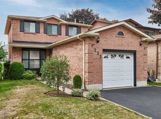 233 Ravenscroft Rd, Ajax, ON L1T2T5