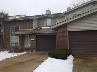 18608 Golfview Dr, Hazel Crest, IL 60429