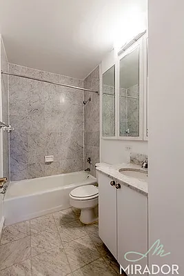 Rented by Mirador Real Estate | media 42