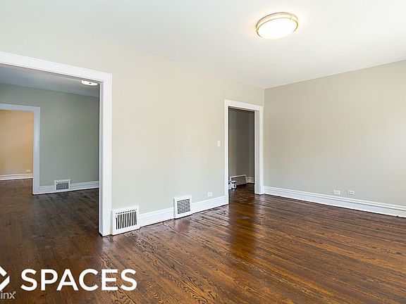 2nd image of 2456 W Cuyler Ave