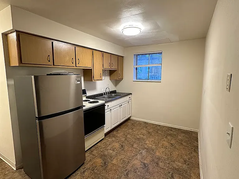 924 South Ave #2 — Photo 5
