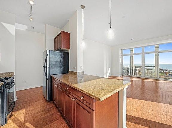 5th image of 1400 S Michigan Ave #2602A