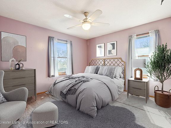 5th image of 208 N Sterling St