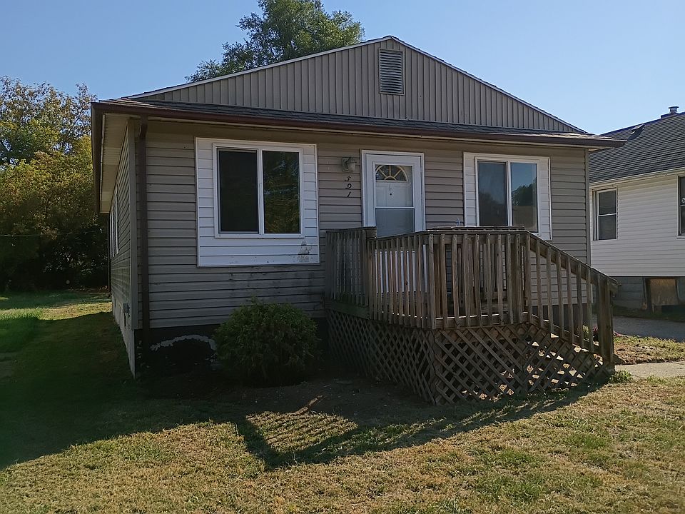 2nd image of 591 Highland Ave