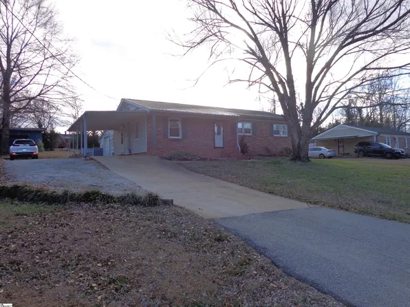 258 Clearview Cir, Travelers Rest, SC 29690