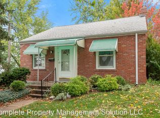 9114 Rambler Dr, Saint Louis, MO 63123