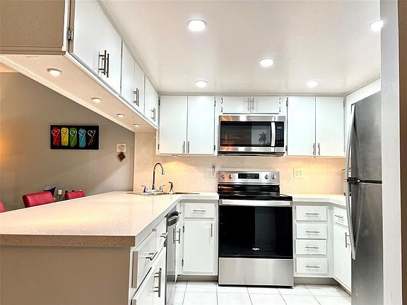 2nd image of 3002 NE 5th Terrace #209-B