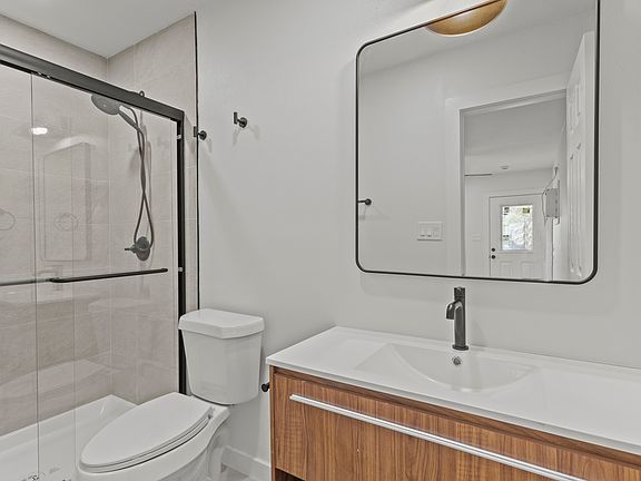 3rd image of 2409 Shropshire St #B