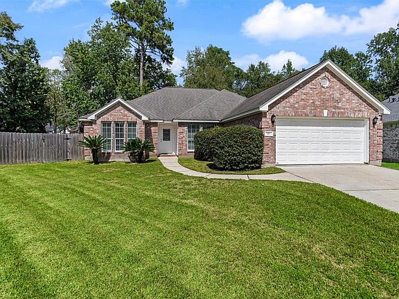 4th image of 202 Maple Ln