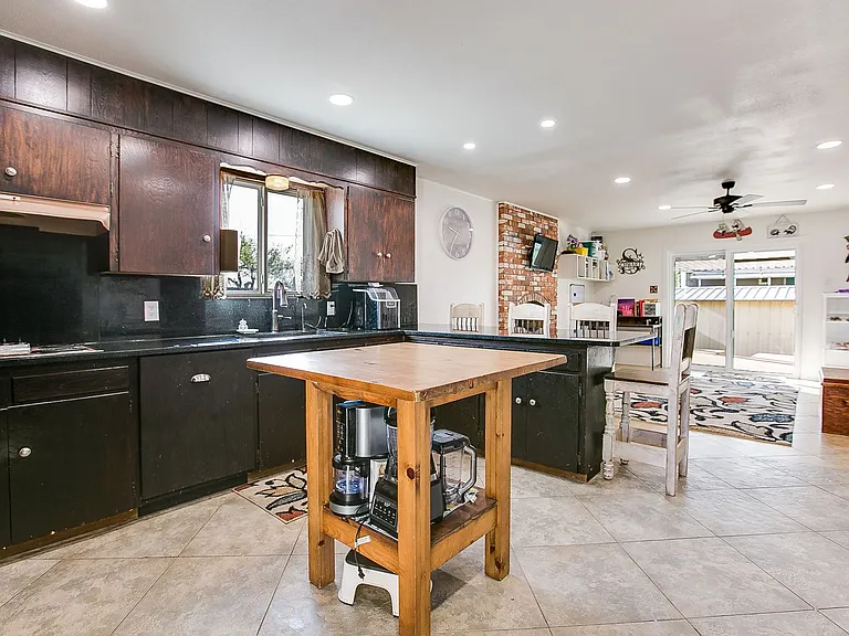 1510 Loop Dr — Photo 24