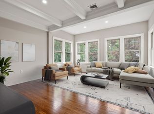 11 Day St #2, Cambridge, MA 02140