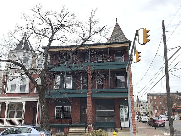 Front of 13th Street