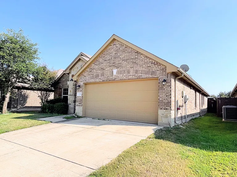 13241 Larks View Point — Photo 2